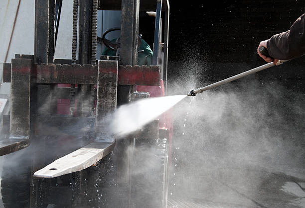 Best Fleet Vehicle Washing  in Santa Fe Springs, CA